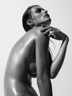 thebeautymodel:  Edita Vilkeviciute by Solve