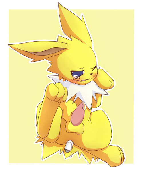 littlelovelypokemon:  Charging up for… battle?