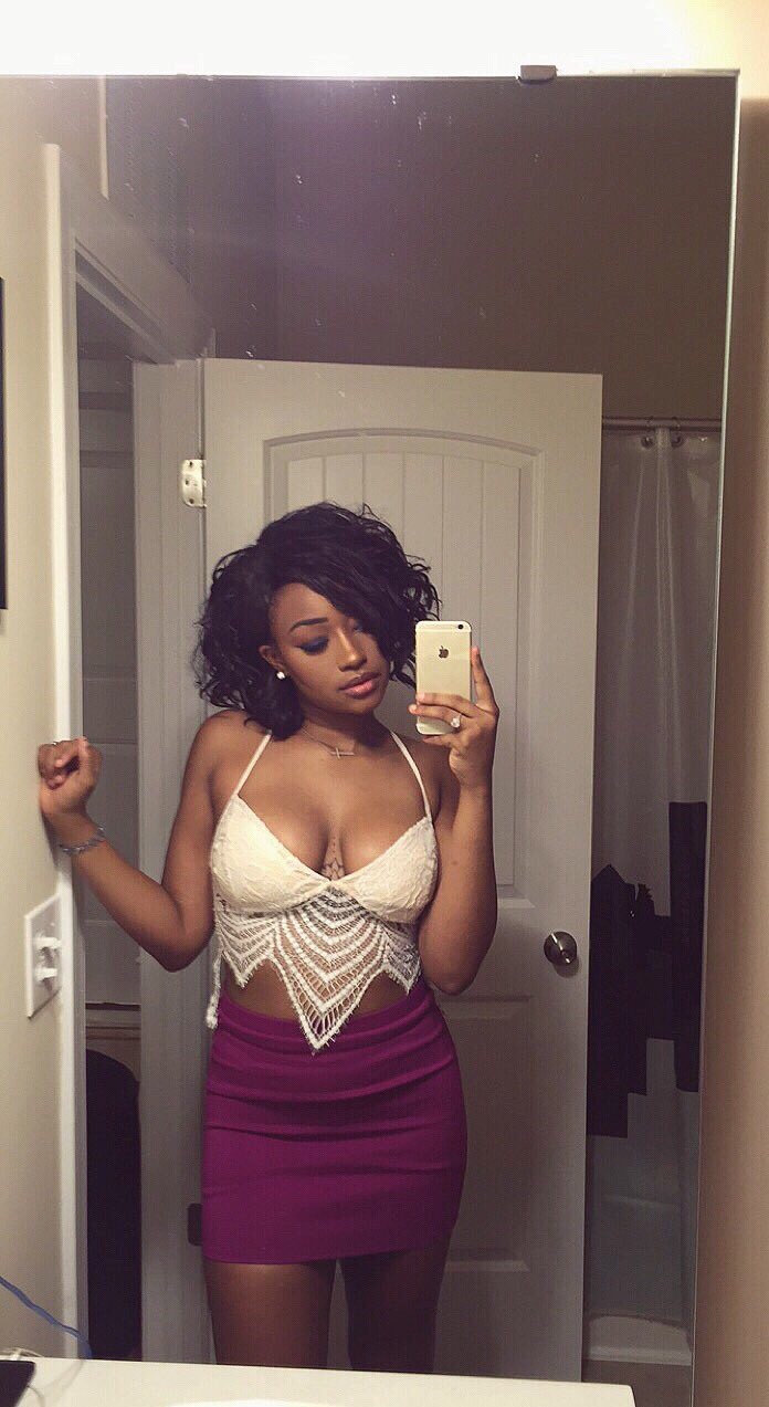 thefinestbeauties:  Tumblrette Chasity wavy-ting.tumblr.com 