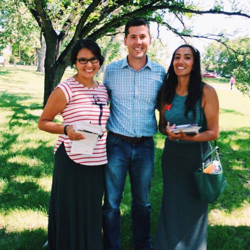 @MattAGrant @AishaWtk on the doors this afternoon. It was a long grey skirt kind of day. #lpc #yycco