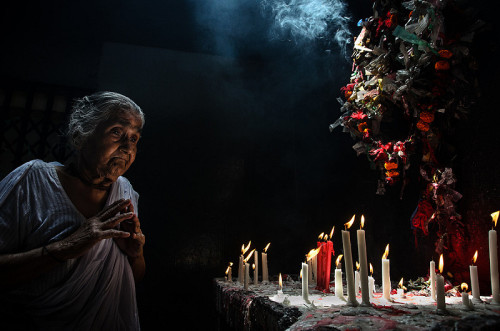 Devotion, Bengal, photo by Aninda Kabir
