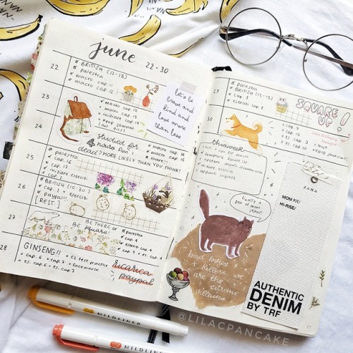 lilacpancakejournal: Yes I have a t-shirt with bananas Instagram: lilacpancake Twitter: soonyouwung