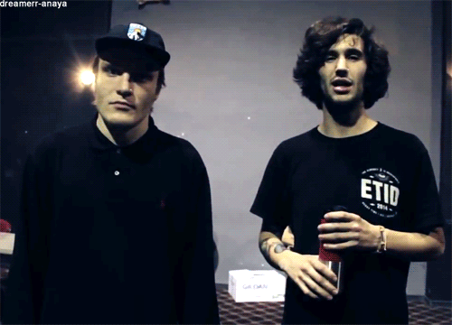 dreamerr-anaya:  Ben from Neck Deep &amp; Dan from Real Friends  x 