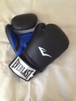 fitspo-girl17:  New gloves 💜👊 
