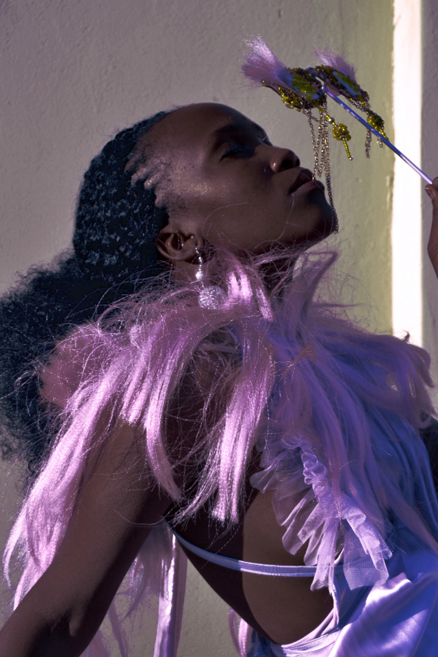 https://www.pinterest.com/rorisanglu https://www.instagram.com/rorisang_lu https://twitter.com/rorisang_lu...