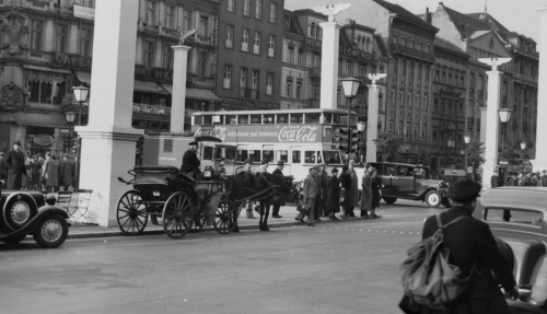 Berlin, Germany, 1939 [1869x1074] Check this blog!