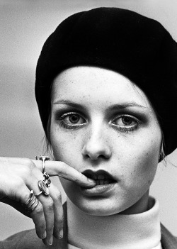 vintagegal:  Twiggy c. 1968 