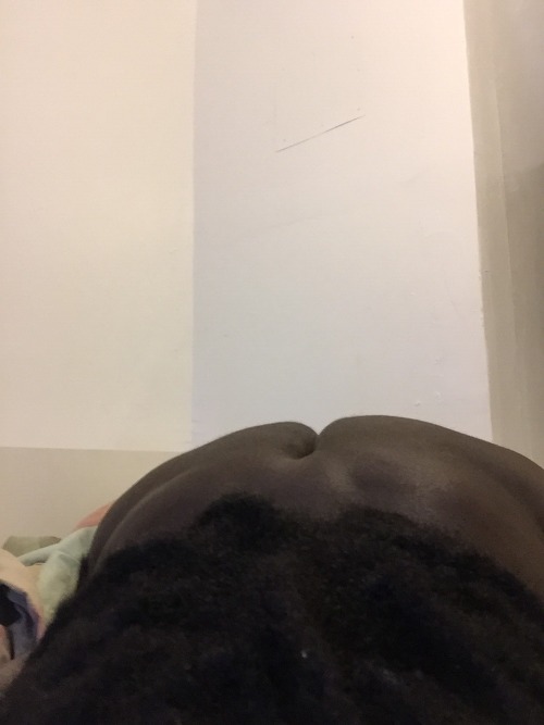 burnett86:  youngsexy:  Kinda in the mood  Damn