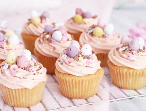 This year’s Easter cupcakes Inspired by @catherine.mw / @catherinemariecake’s beautiful cakes. The