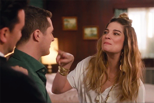 Schitts Creek Gif Alexis