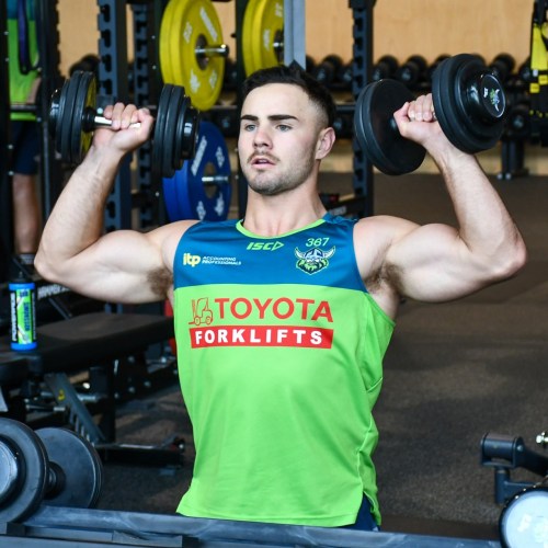 Manly Monday ‍♂️Harley Smith-Shields Arm Curls With The Best! Woof, Baby!