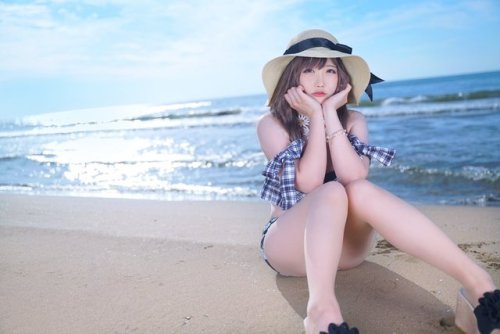 book-cat:  ここね✈️さんのツイート: “アイドルマスターシャイニーカラーズ 月岡恋鐘🌙*.｡ビ～♡バップ海岸 photo：@arurukann777 Studio：@namikazestudio… ”