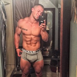 brotasticbros:  Instagram user @stucke_fit