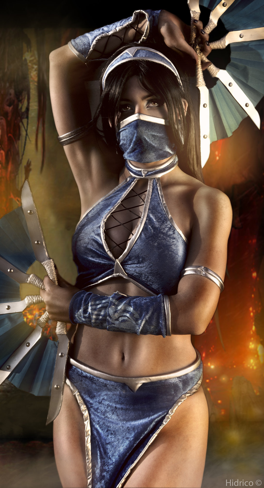hottestcosplayer:  She is simply amazing. For more of her click here! http://amzn.to/293Xgfa