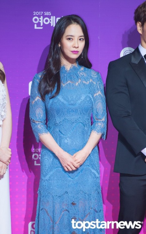 2017 SBS Entertainment Awards..She is indeed very beautiful…(cr: media owner)