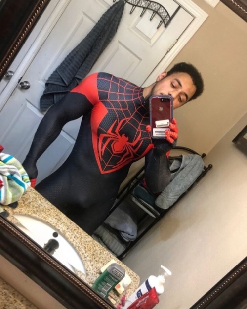 gaycomicgeek:  http://gaycomicgeek.com/spider-man-sexy-male-appreciation-post-just-in-general-nsfw/My first comic book crush was Peter Parker. He seemed to have his costume ripped in nearly every issue I ever read as a kid and that tingled something in