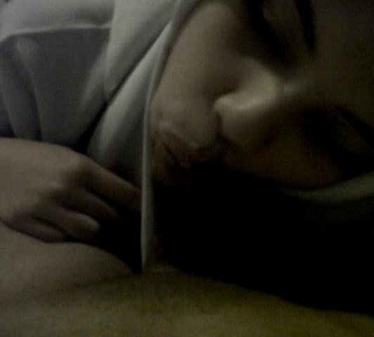 ijaluda:  ayamtelupid:  Budak sekolah KL Melawati pandai blowjob sebelum jadi pelakon.Â 