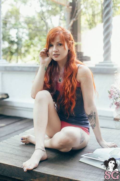(more girls like this on http://ift.tt/2mVKSF3) Redhead suicide girl Sunrider with anklet