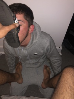 Arabmasterboy:  New Video : (24 Mins) - Young Scally Teen Worships My Big Feet. Very