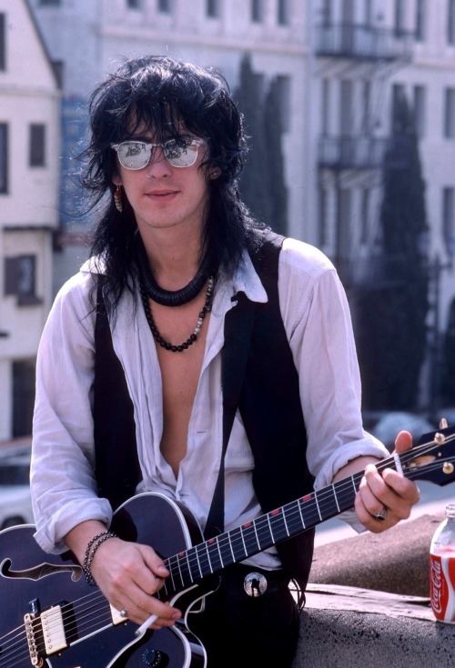 sunrise9memories - Izzy Stradlin, 1987