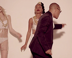 sikari:  267349:  vouisluitton:  yungtoothpic:  he was jiggin’his heart away 
