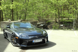 carpr0n:  Bushido Starring: Lexus LFA (by