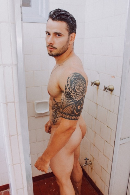 assfanatic215: assfanatic215.tumblr.com/archive