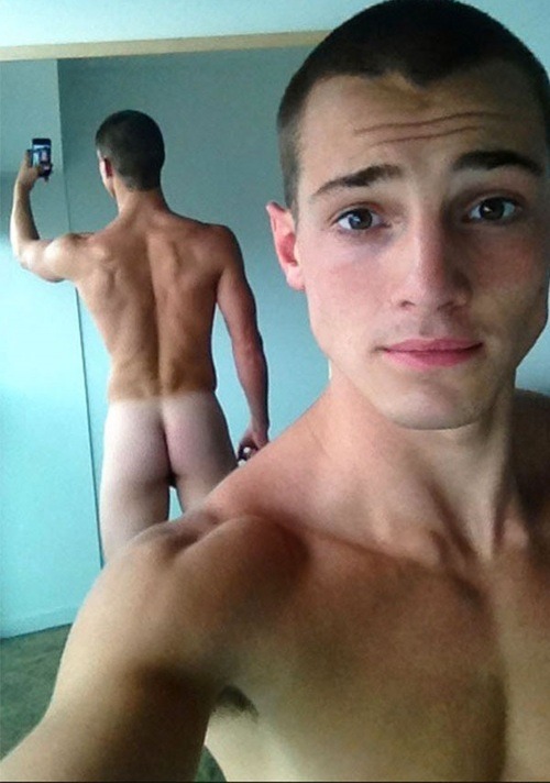 tjslats:  http://tjslats.tumblr.com