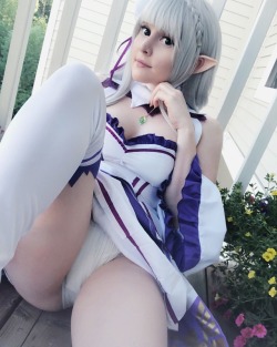 nsfwfoxydenofficial:  Half Elf Emilia. 🔮  Shot a selfie set as her for a future patreon release! I should be putting a exclusive poll up to choose next months selfie set from a couple of options. Join my patreon to see more!   www.patreon.com/foxycosplay