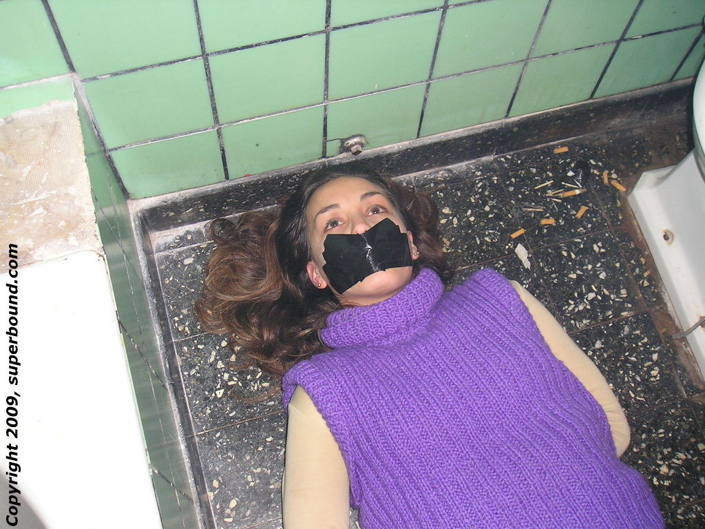 superbounduniverse:  superbounduniverse:  Lara bound and getting tapegagged on the
