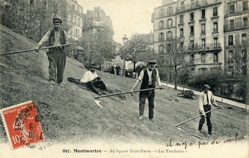  Montmartre — Au Square Saint-Pierre, Paris - Les Faucheurs. 