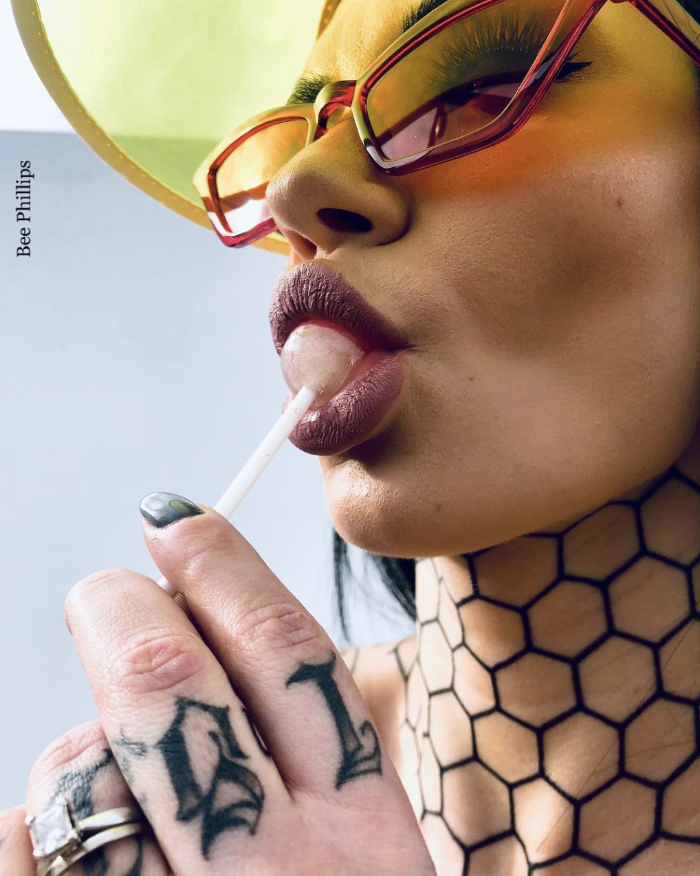 hellothierrybretonfan:  iphrisco:http://iphrisco.tumblr.com t b
