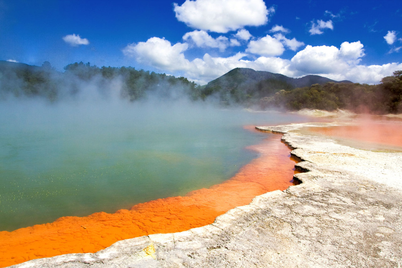 fromgrapevine:  9 of the world’s most extreme lakesCheck out the biggest, deepest