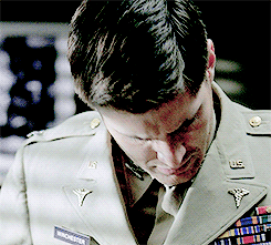 sunrisejared:  Military!Dean appreciation for dreamyjensen 