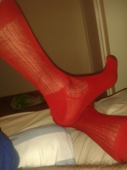 jjsocks09:  New red sheer tnt