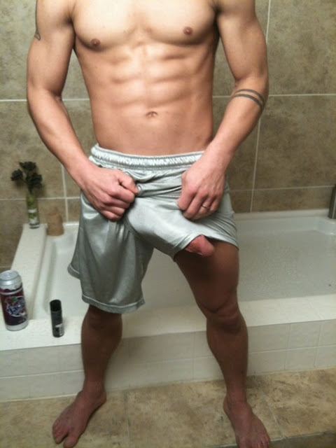fuckyeahbigwhitecocks:  White Boys Packing Heavy Pink White Meat …http://fuckyeahbigwhitecocks.tumblr.com/