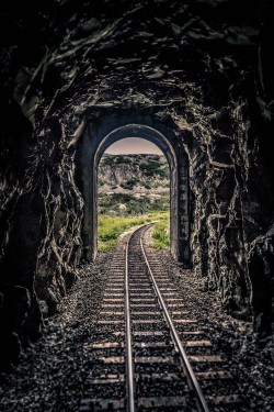 justenoughfocus: Mountain Tunnel I rode the White Pass and Yukon Route railway in Alaska. The best part for me is that each car has an outside platform where I could stand and take photos. I hardly sat in my seat the entire three hours. (read more) 