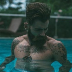 apothecary87:  @chris_perceval keeps his