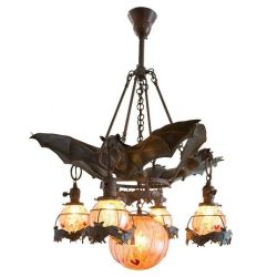 fymodernflapper:Art noveau bat chandelier. Austria, 1900.