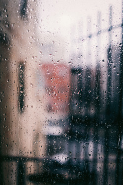 now-youre-cool:Rainy Day Dreams