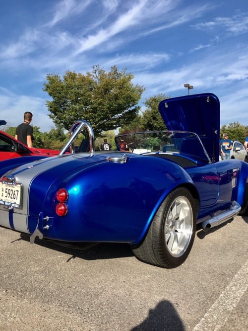 I&rsquo;ll just leave this here&hellip;. the power to weight ratio of a 427 in a Cobra just boggles 