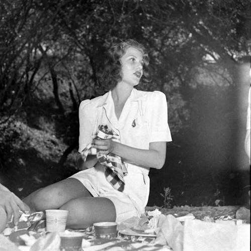 forlovelyritahayworth: Rita Hayworth photographed during a picnic in 1941.
