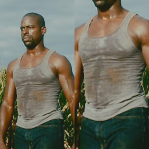 lamarworld:Sterling K. Brown body & booty
