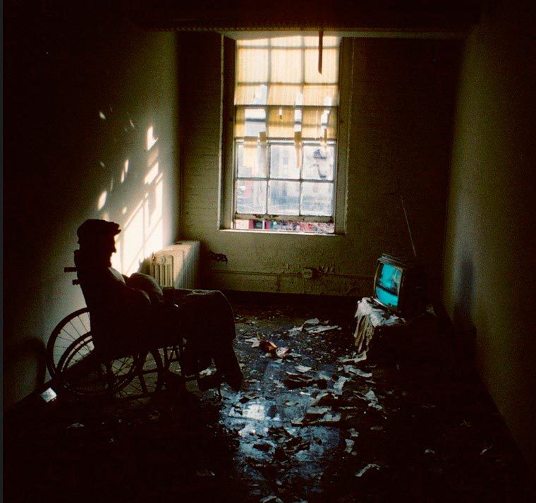 themaninthegreenshirt: New York in the 1980s – The apocalyptic photographs of Steven