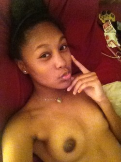 blasiandopesex:  Goodnight Selfie! Lol Cuz