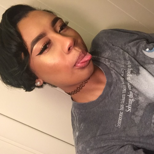 lieswithinthighs:  Happy Blackout Day , May our skin glow and melanin pop ✊🏽✊🏾✊🏿✨
