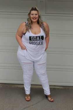 plussizebarbie:  I ain’t sayin she a goal