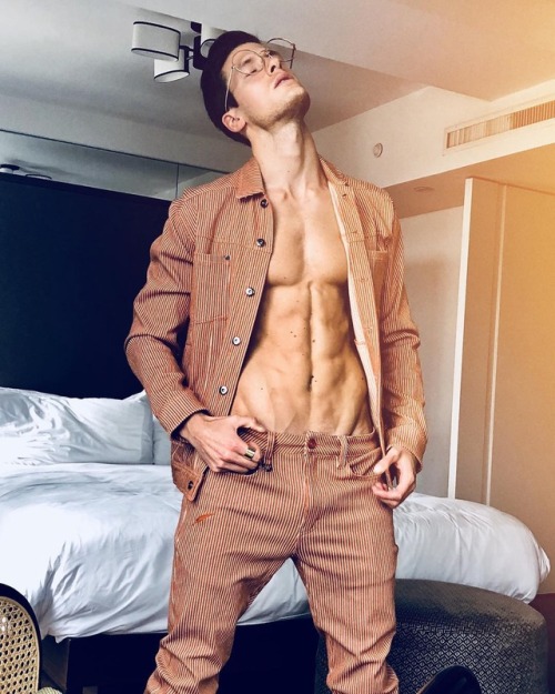 boyzoo:Charley Santos by Marq Mendez