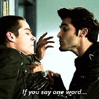 thesweetlovelife:  I wanted to make a gif for you guys to celebrate my 401 followers.