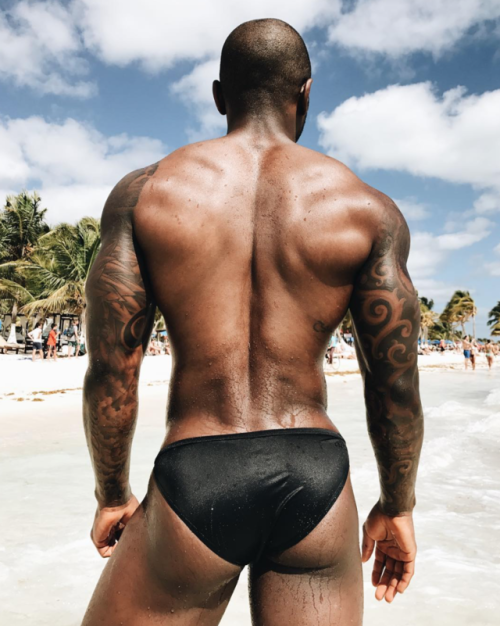 meatmarketblog:  @kevincarnell
